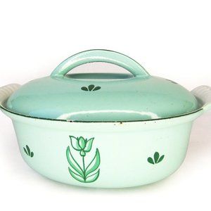 Adorable 1Q Vintage Green Enameled Cast Iron Oval Dutch Oven by Dru Holland